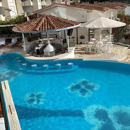 Apartment Superior Private At The In
